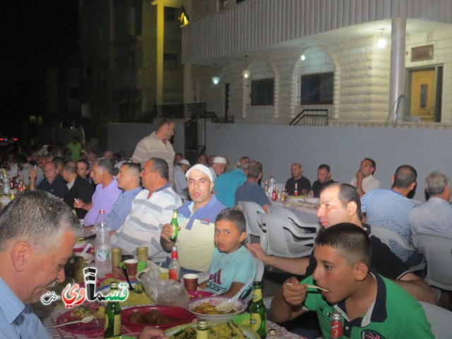 كفرقاسم : الدكتور ابراهيم ابو جابر يحتفل بتخرج نجله الدكتور انس  بدعوة الاهالي على وليمة عشاء